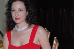 Bebe Neuwirth